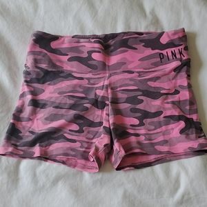 Vs pink camo shorts small